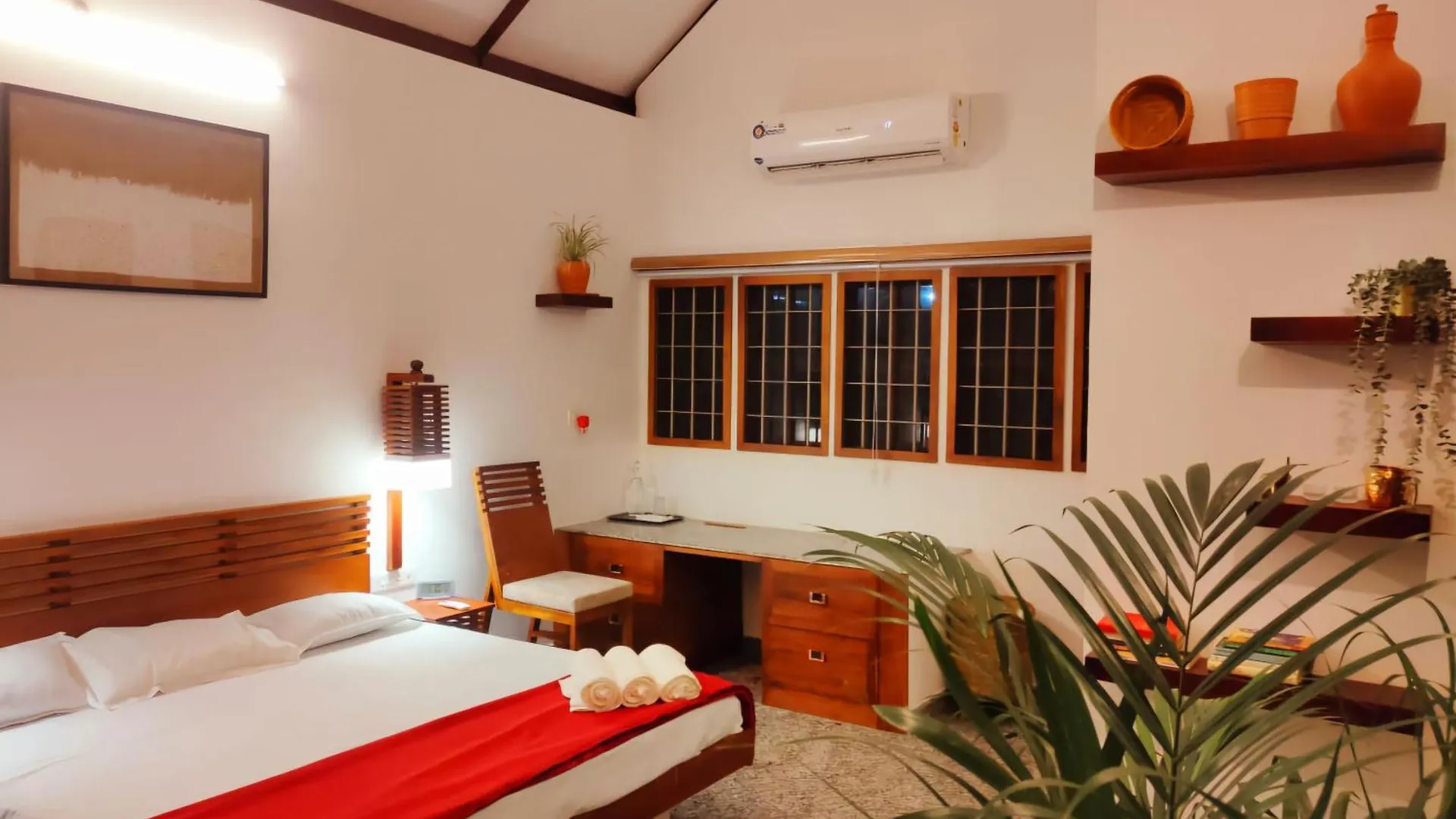 Nellu Tranquil Pool Villa & Organic Farmstay Near Varkala Thiruvananthapuram Indie