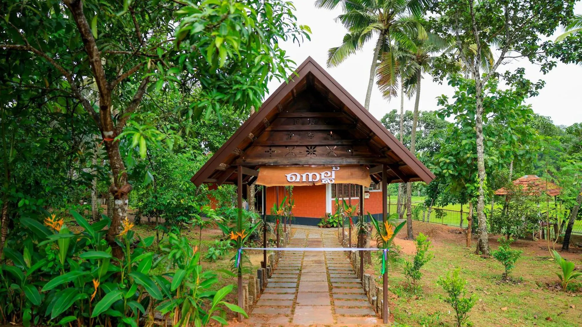 Nellu Tranquil Pool Villa & Organic Farmstay Near Varkala Thiruvananthapuram Indie